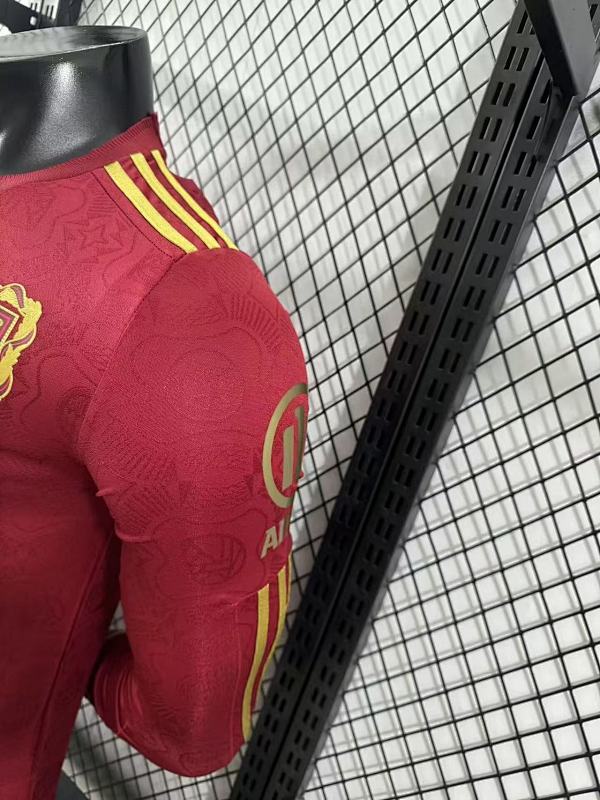 Bayern Munich 125 Aniversario Versión Jugador (Roja, Manga Larga) 9