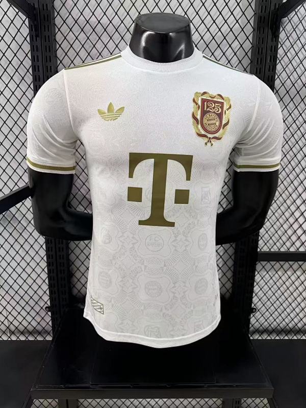 Bayern Munich 125 Aniversario Diseño 2 Versión Jugador (Blanca)