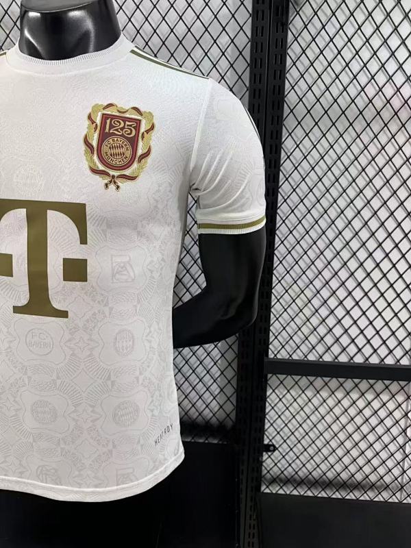 Bayern Munich 125 Aniversario Diseño 2 Versión Jugador (Blanca) 7