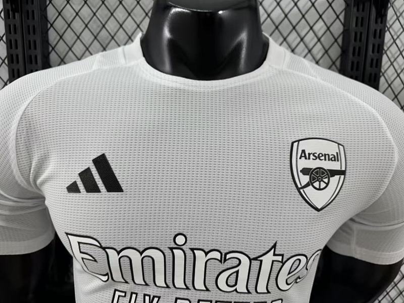 Arsenal Camiseta de Entrenamiento Versión Jugador 2025/26 (Blanca) 3