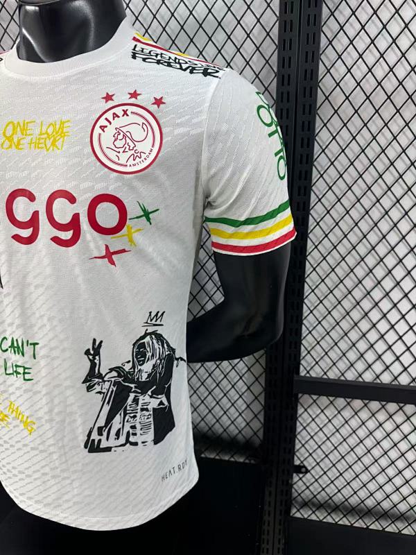 Ajax Edición Especial Versión Jugador (Blanca) 7