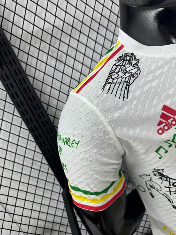 Ajax Edición Especial Versión Jugador (Blanca) 8