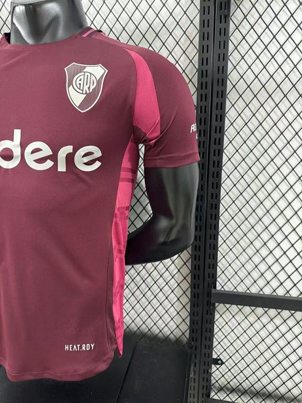 River Plate Visitante Versión Jugador 2024/25 (Granate) 2