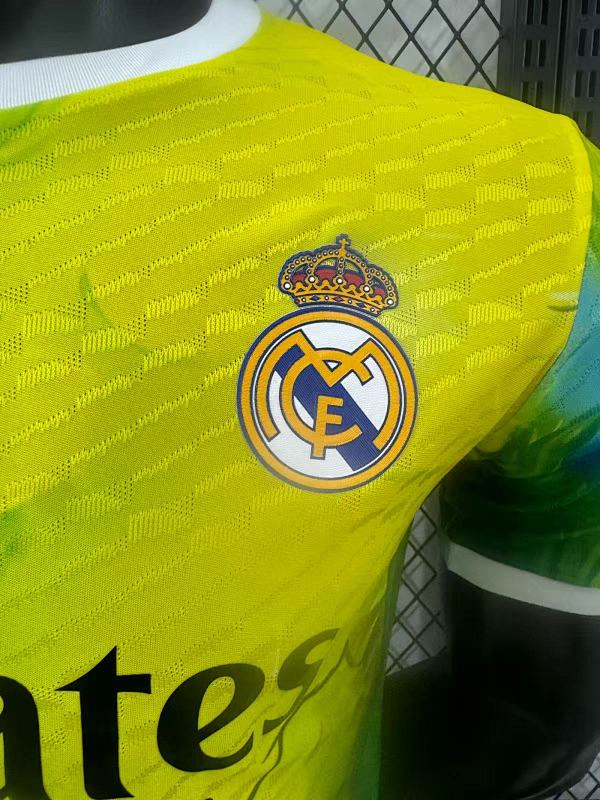 Real Madrid Edición Especial Diseño 2 Versión Jugador (Amarilla) 5