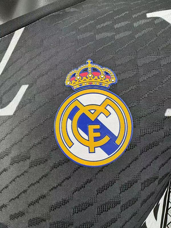 Real Madrid Edición Especial Diseño 8 Versión Jugador (Negra) 5
