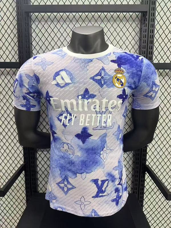 Real Madrid Edición Especial Diseño 6 Versión Jugador (Blanca)
