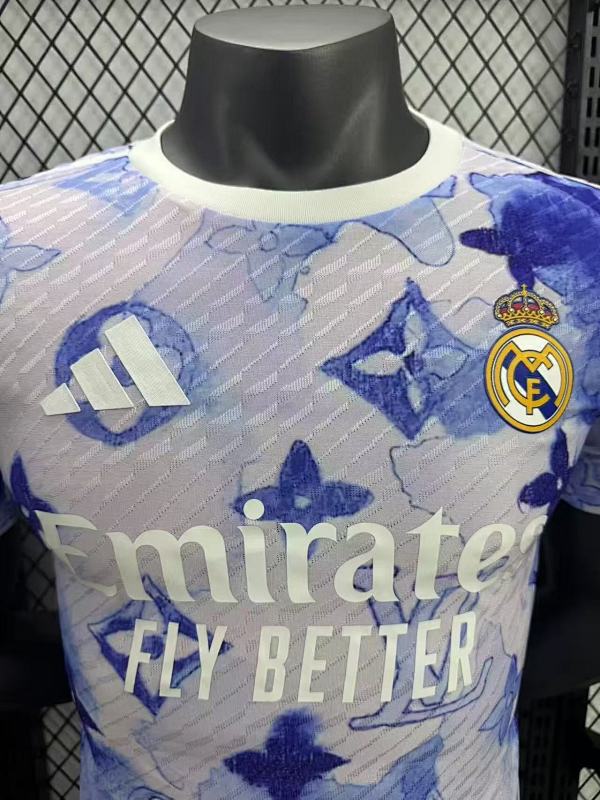 Real Madrid Edición Especial Diseño 6 Versión Jugador (Blanca) 3