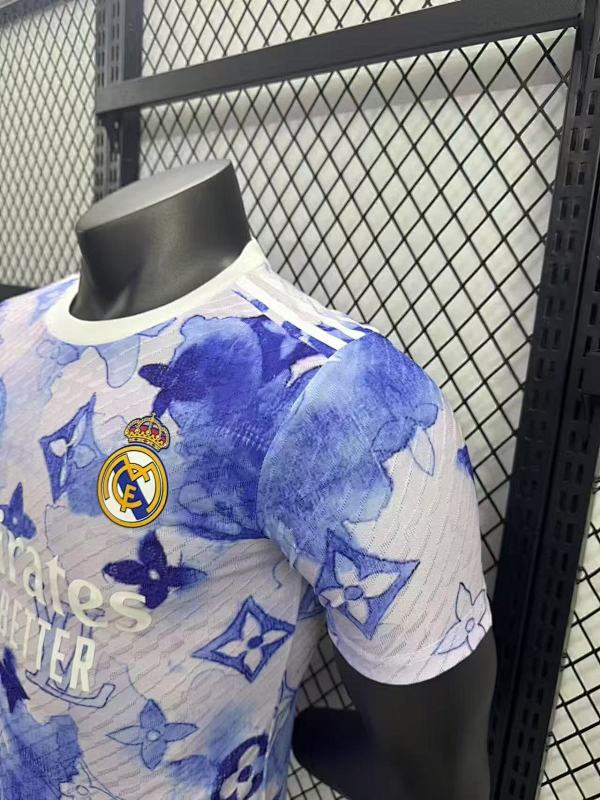 Real Madrid Edición Especial Diseño 6 Versión Jugador (Blanca) 9