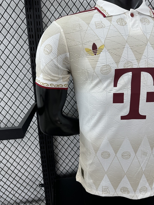 Bayern Munich 125 Aniversario Versión Jugador (Blanca) 6