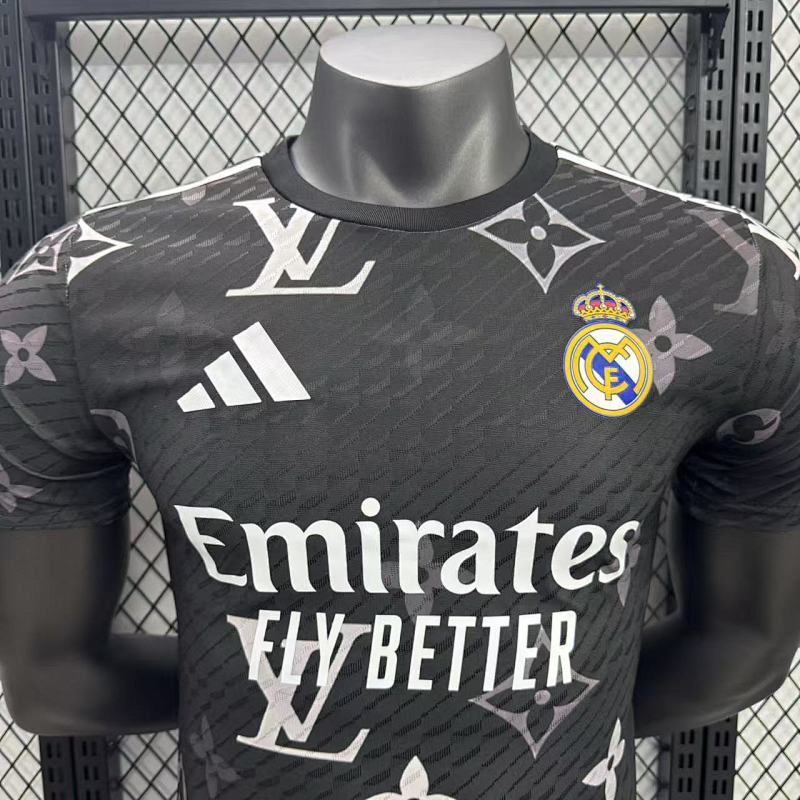 Real Madrid Edición Especial Diseño 6 Versión Jugador (Negra) 3