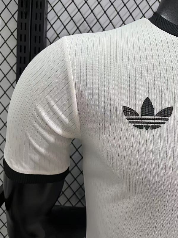 Alemania 125 Aniversario Diseño 2 Versión Jugador (Blanca) 4