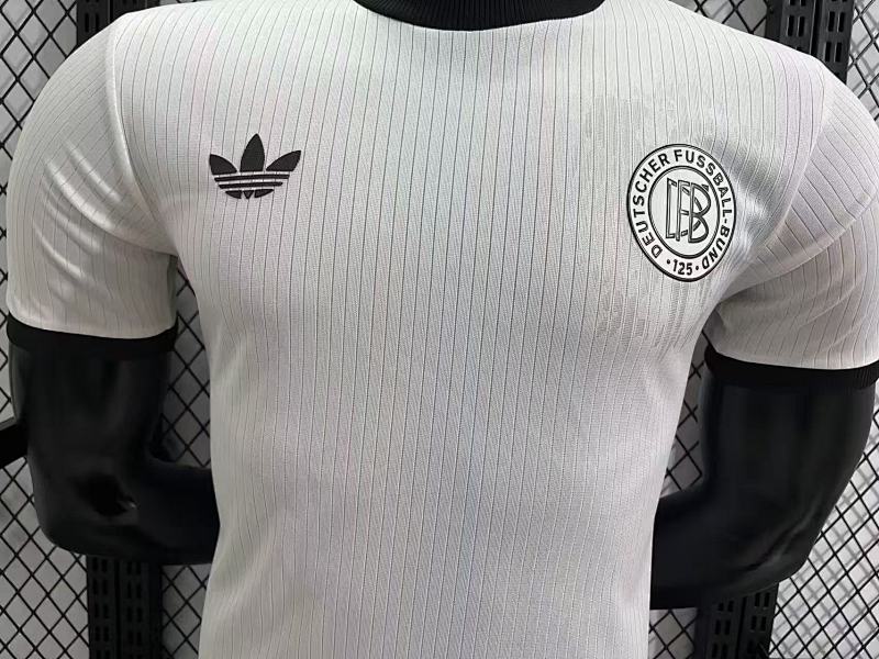 Alemania 125 Aniversario Versión Jugador (Blanca) 3