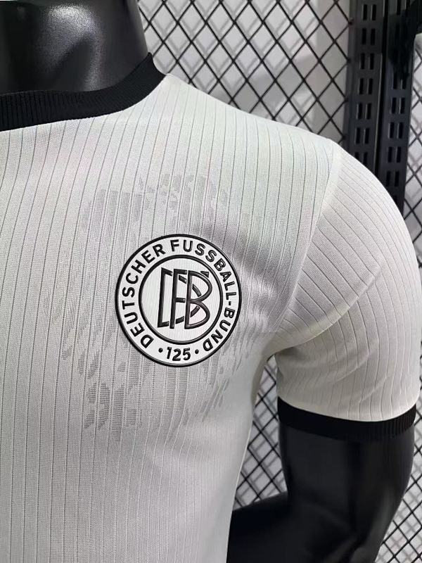 Alemania 125 Aniversario Versión Jugador (Blanca) 5