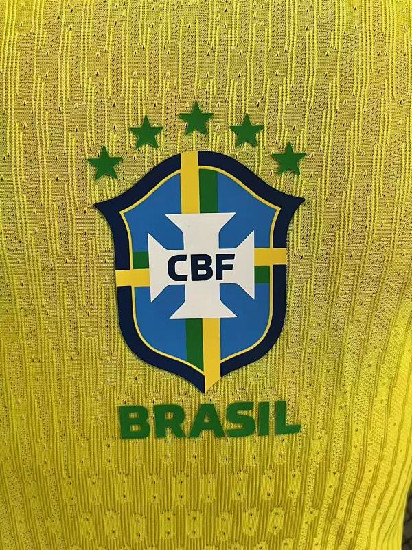 Brasil Local Versión Jugador 2025/26 (Amarilla, Manga Larga) 4