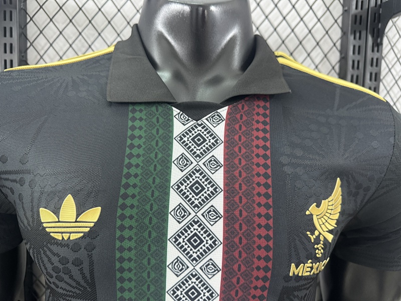 México Edición Especial Diseño 4 Versión Jugador (Negra) 3