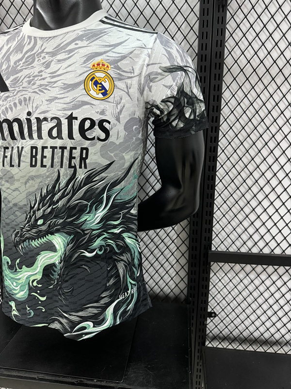 Real Madrid Edición Especial Diseño 4 Versión Jugador (Blanca) 7