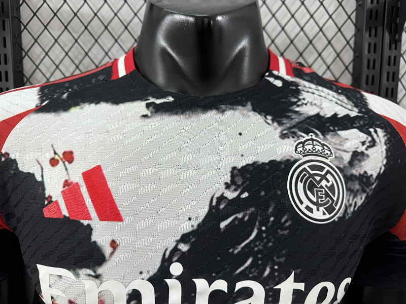 Real Madrid Edición Especial Diseño 5 Versión Jugador (Negra) 3