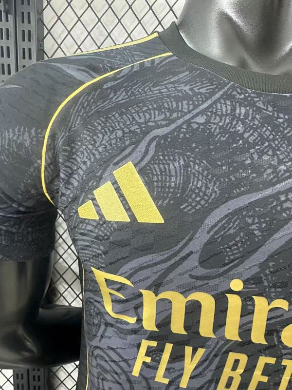 Real Madrid Edición Especial Diseño 4 Versión Jugador (Negra) 4