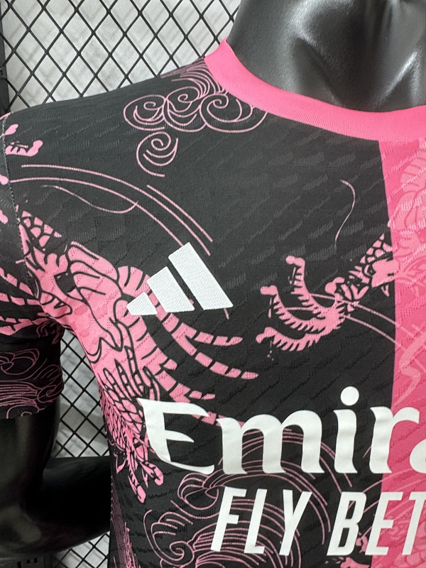 Real Madrid Edición Especial Diseño 2 Versión Jugador (Rosa) 4