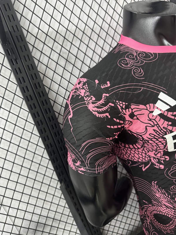 Real Madrid Edición Especial Diseño 2 Versión Jugador (Rosa) 8