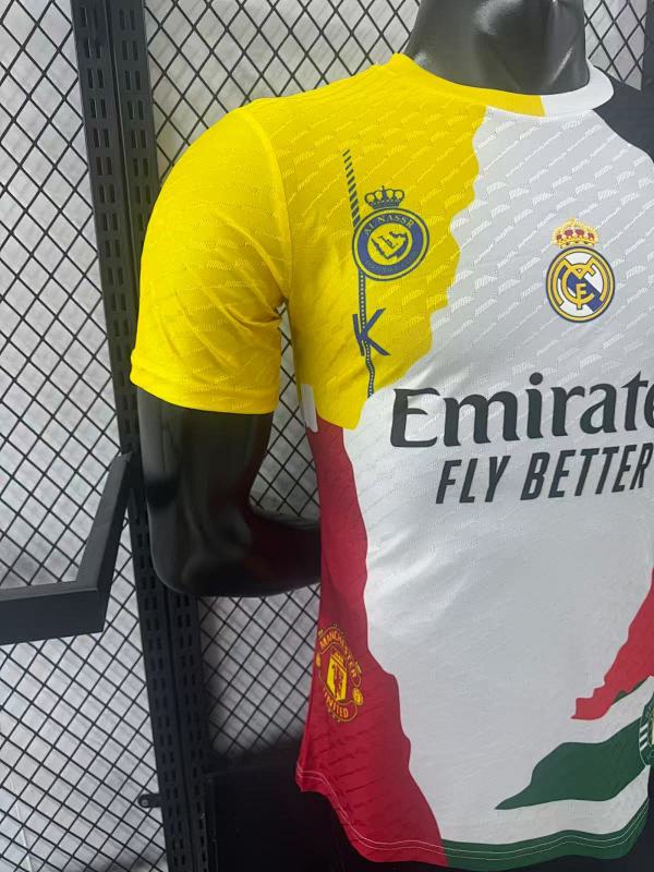 Real Madrid Edición Especial Cristiano Ronaldo Versión Jugador (Blanca) 3