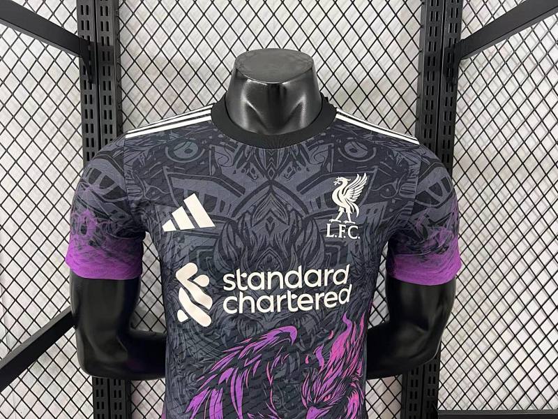 Liverpool Edición Especial Japón Versión Jugador (Negra) 3