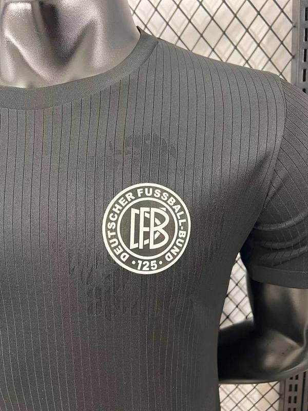 Alemania 125 Aniversario Versión Jugador (Negra) 5