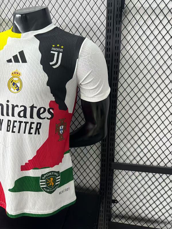 Real Madrid Edición Especial CR7 Versión Jugador (Blanca) 6