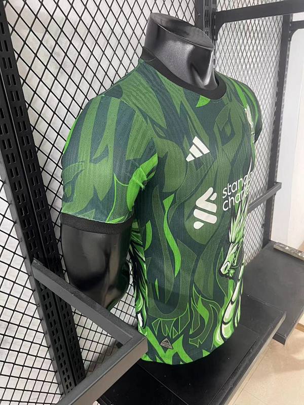 Liverpool Edición Especial Versión Jugador (Verde) 6