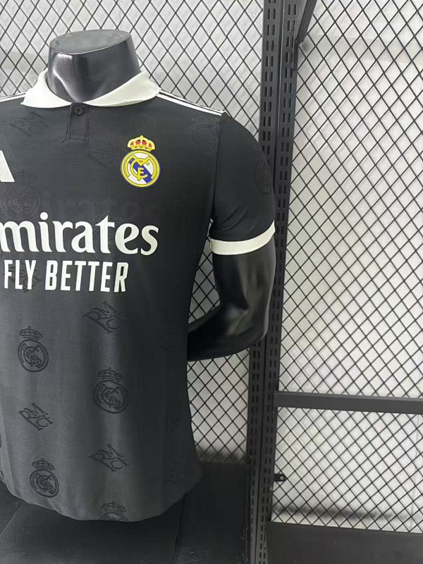 Real Madrid Edición Especial Versión Jugador (Negra, Manga Larga) 7