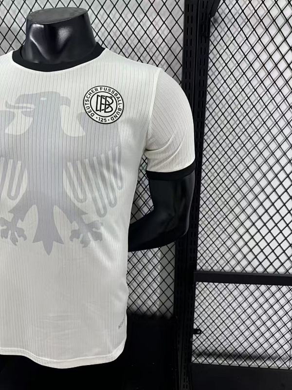 Alemania Edición Especial Versión Jugador (Blanca) 7