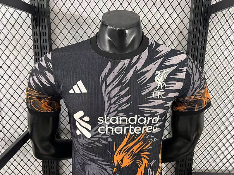 Liverpool Edición Especial Diseño 2 Versión Jugador (Negra) 3