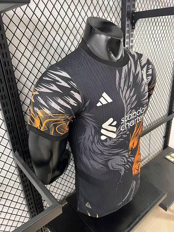 Liverpool Edición Especial Diseño 2 Versión Jugador (Negra) 6
