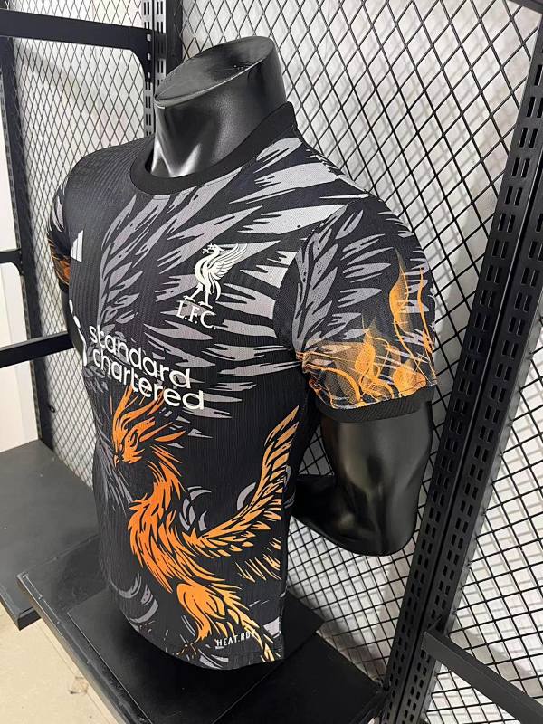 Liverpool Edición Especial Diseño 2 Versión Jugador (Negra) 7