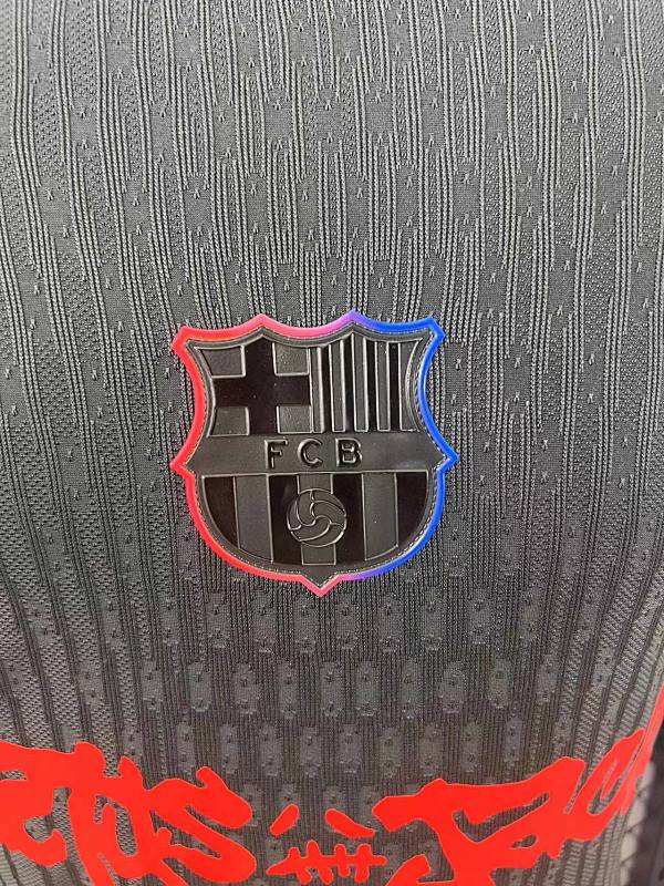 FC Barcelona Visitante Versión Jugador 2024/25 (Negra, Manga Larga) 5
