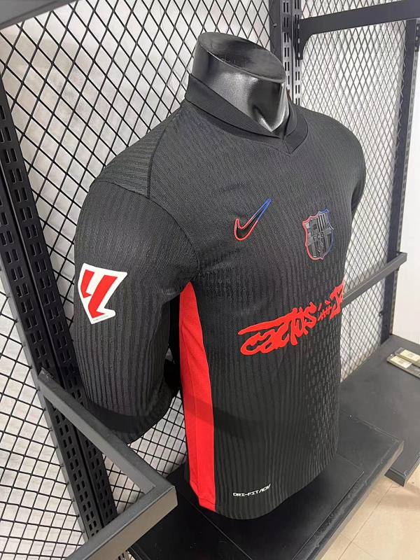 FC Barcelona Visitante Versión Jugador 2024/25 (Negra, Manga Larga) 6