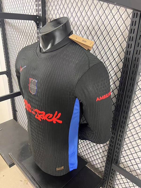 FC Barcelona Visitante Versión Jugador 2024/25 (Negra, Manga Larga) 7