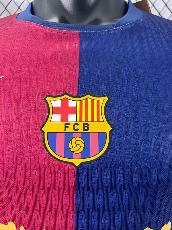 FC Barcelona Local Versión Jugador (Granate) 6