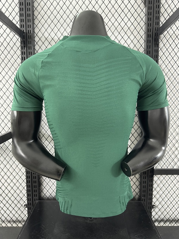 Real Madrid Edición Especial Versión Jugador (Verde) 2