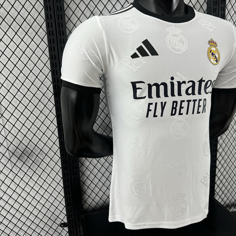 Real Madrid Edición Especial Diseño 2 Versión Jugador (Blanca) 6