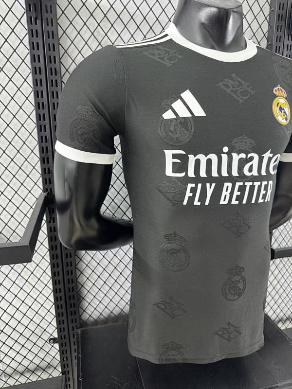 Real Madrid Edición Especial Diseño 2 Versión Jugador (Negra) 6