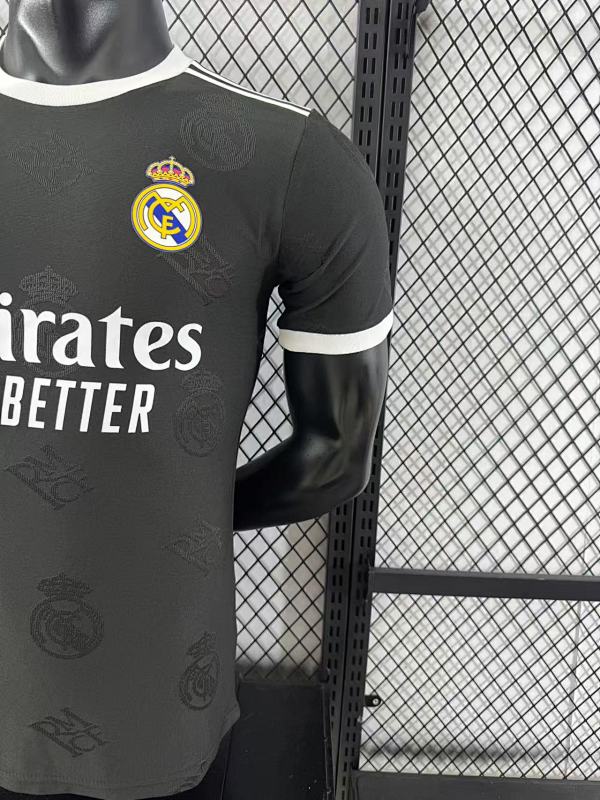 Real Madrid Edición Especial Diseño 2 Versión Jugador (Negra) 7