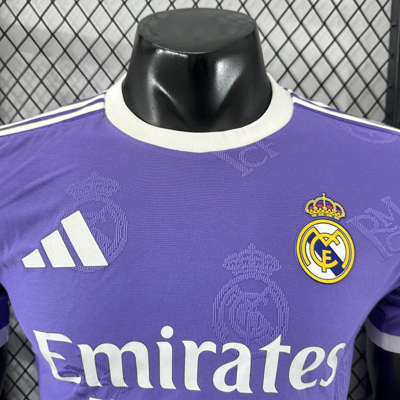 Real Madrid Edición Especial Versión Jugador (Morada) 3