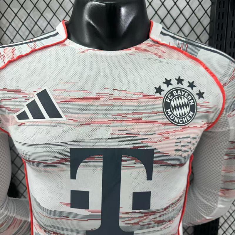 Bayern Munich Visitante Versión Jugador 2025/26 (Blanca, Manga Larga) 3
