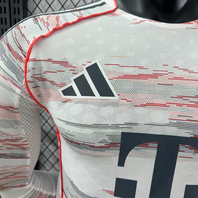 Bayern Munich Visitante Versión Jugador 2025/26 (Blanca, Manga Larga) 4