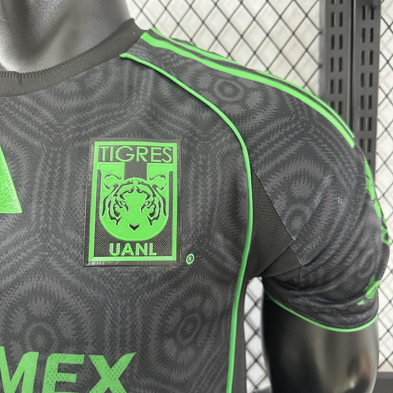 Tigres UANL Tercera Versión Jugador 2025/26 (Negra) 5
