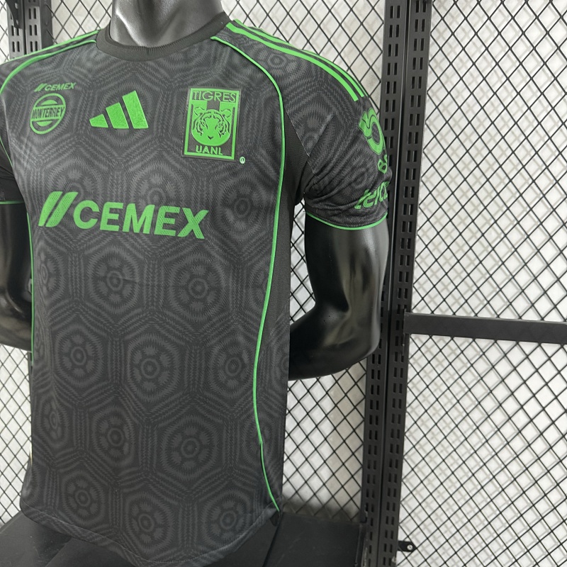 Tigres UANL Tercera Versión Jugador 2025/26 (Negra) 7