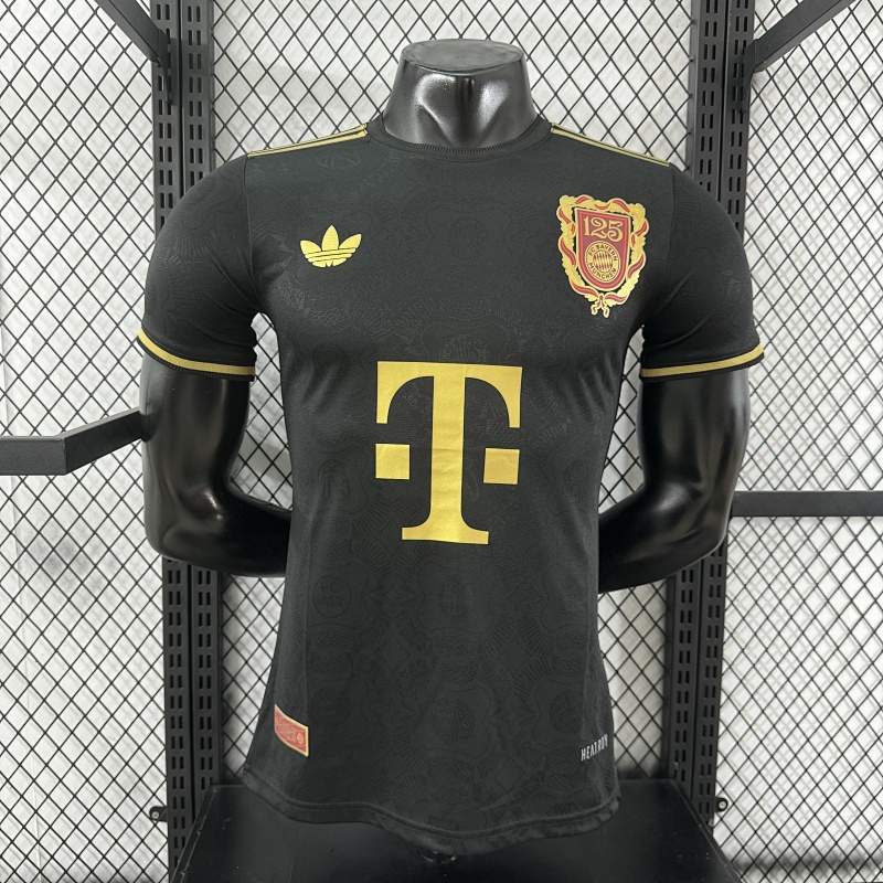 Bayern Munich Aniversario Versión Jugador (Negra)