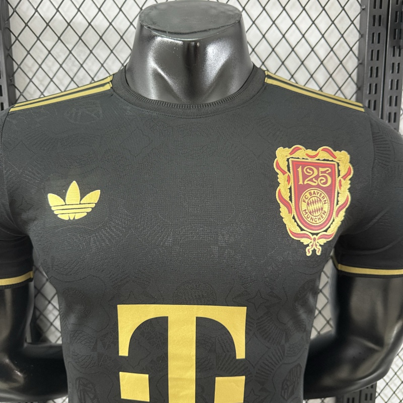 Bayern Munich Aniversario Versión Jugador (Negra) 3
