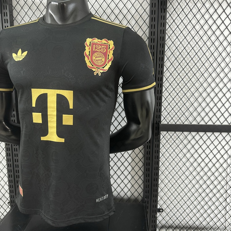 Bayern Munich Aniversario Versión Jugador (Negra) 6